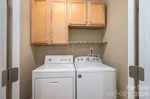 7212 Pinfeather Cir, Cramerton, NC 28032 - Photo 9
