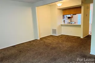 630 Lex Dr, Charlotte, NC 28262 - Photo 3