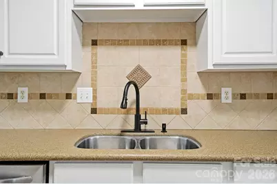 8805 Red Tail Court, Charlotte, NC 28269 - Photo 9