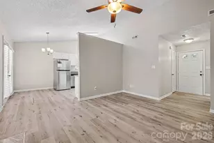 5463 Realtree Ln, Charlotte, NC 28214 - Photo 5