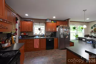 366 W Rocky Ln, Dobson, NC 27017 - Photo 9