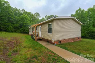 366 W Rocky Ln, Dobson, NC 27017 - Photo 3