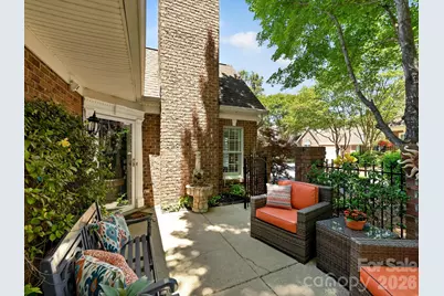 7444 Hurstbourne Green Drive, Charlotte, NC 28277 - Photo 5