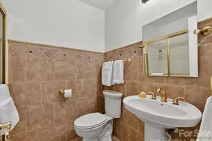 7444 Hurstbourne Green Dr, Charlotte, NC 28277 - Photo 23