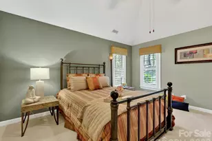 7444 Hurstbourne Green Dr, Charlotte, NC 28277 - Photo 21
