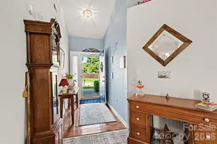 12323 Poplar Forest Dr, Charlotte, NC 28278 - Photo 3