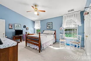 12323 Poplar Forest Dr, Charlotte, NC 28278 - Photo 11