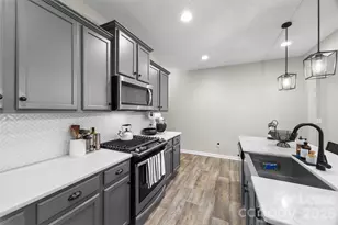 1140 Streamside Ln, York, SC 29745 - Photo 5