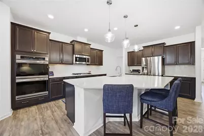 8113 Cornhill Avenue, Charlotte, NC 28277 - Photo 9