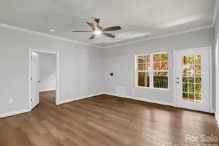 2000 Olde Eastwood Village Blvd, Asheville, NC 28803 - Photo 9