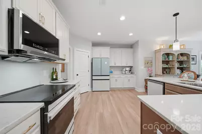 111 Lakefront Drive, Connelly Springs, NC 28612 - Photo 15