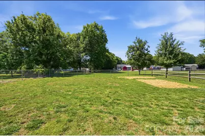 1001 Noles Drive, Mount Holly, NC 28120 - Photo 47