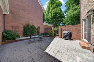9024 Bonnie Briar Cir, Charlotte, NC 28277 - Photo 27