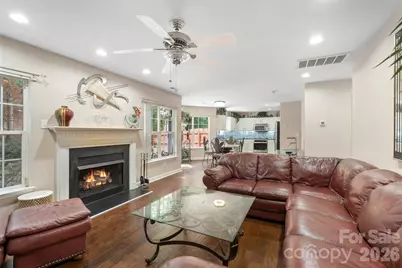7923 Shiny Meadow Lane, Charlotte, NC 28215 - Photo 9