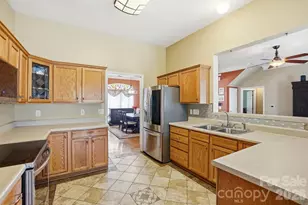 12610 Skymaster Ct, Charlotte, NC 28278 - Photo 11