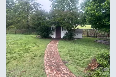 12610 Skymaster Court, Charlotte, NC 28278 - Photo 5