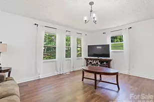 182 Fairway Hills Dr, Waynesville, NC 28786 - Photo 11