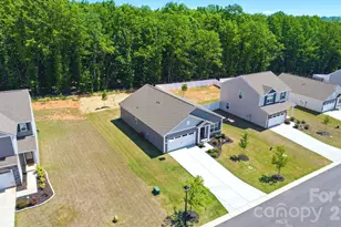 124 N Sina St, Troutman, NC 28166 - Photo 3