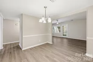 8001 Regent Park Ln, Charlotte, NC 28210 - Photo 3
