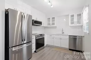 8001 Regent Park Ln, Charlotte, NC 28210 - Photo 7
