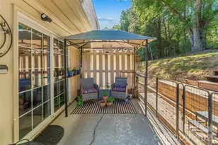 224 14th Ave SE, Hickory, NC 28602 - Photo 13