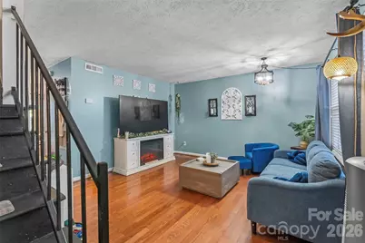 224 14th Avenue SE #C, Hickory, NC 28602 - Photo 3