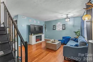 224 14th Ave SE, Hickory, NC 28602 - Photo 3