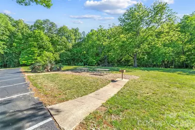 224 14th Avenue SE #C, Hickory, NC 28602 - Photo 17