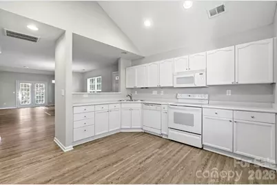 6068 Bobcat Place, Charlotte, NC 28269 - Photo 7