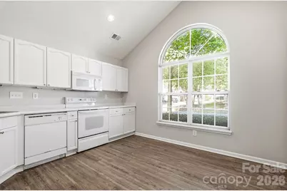 6068 Bobcat Place, Charlotte, NC 28269 - Photo 9