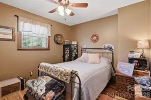 176 + 174 Oak Hollow Rd, Union Grove, NC 28689 - Photo 39