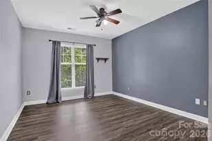 17221 Doe Valley Ct, Cornelius, NC 28031 - Photo 9