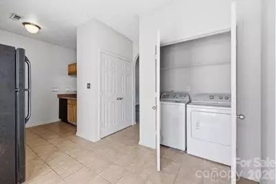 6330 Derryfield Drive, Charlotte, NC 28213 - Photo 7