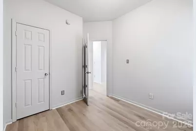 6330 Derryfield Drive, Charlotte, NC 28213 - Photo 15