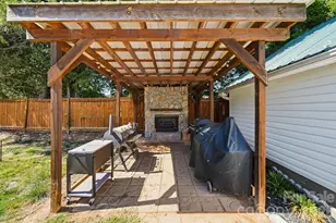 4039 Hartland Rd, Lenoir, NC 28645 - Photo 25