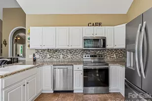 117 Hibiscus Ln, Asheville, NC 28803 - Photo 13