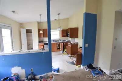 633 Overlook Road, Lowell, NC 28098 - Photo 5