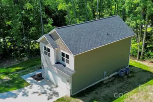 610 Queens Dr, Dallas, NC 28034 - Photo 5