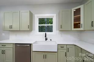 610 Queens Dr, Dallas, NC 28034 - Photo 23