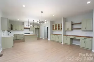 610 Queens Dr, Dallas, NC 28034 - Photo 21