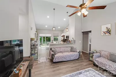 119 Brown Street, Clover, SC 29710 - Photo 5