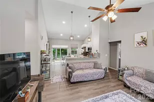 119 Brown St, Clover, SC 29710 - Photo 5