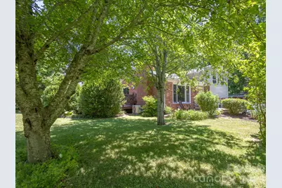 378 Dillingham Circle, Asheville, NC 28805 - Photo 25
