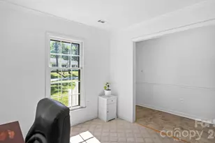 9608 Watergate Rd, Charlotte, NC 28270 - Photo 5