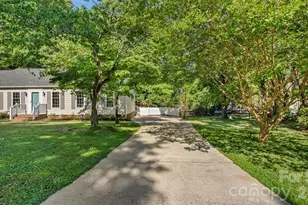 9608 Watergate Rd, Charlotte, NC 28270 - Photo 29
