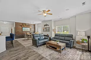 18609 Harborside Dr, Cornelius, NC 28031 - Photo 5