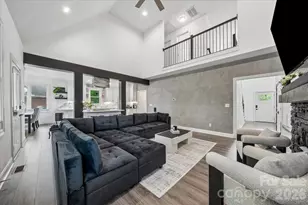 9712 Worley Dr, Charlotte, NC 28215 - Photo 11