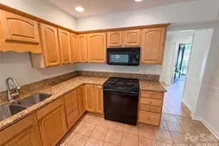 118 Withershinn Dr, Charlotte, NC 28262 - Photo 9