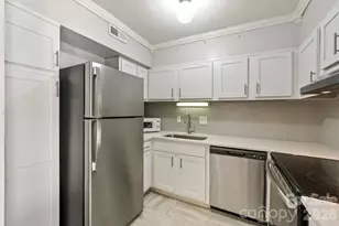 2610 Park Rd, Charlotte, NC 28209 - Photo 11