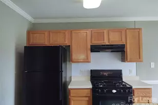 7302 Woodbourne Ln, Charlotte, NC 28273 - Photo 3